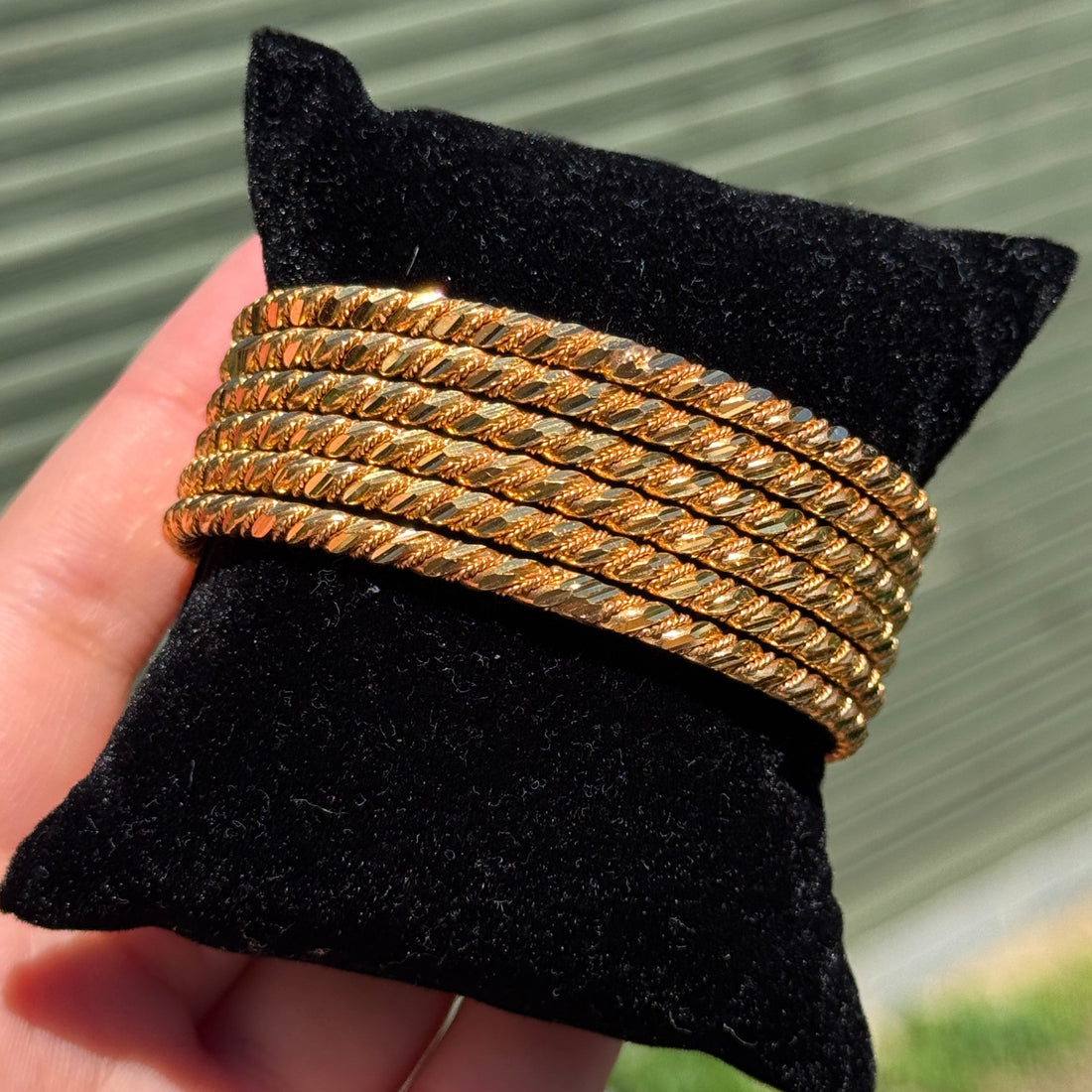 DIS05 - 6 Thin Bangles - 24k Gold Plated Bangle Set (6pc Set)